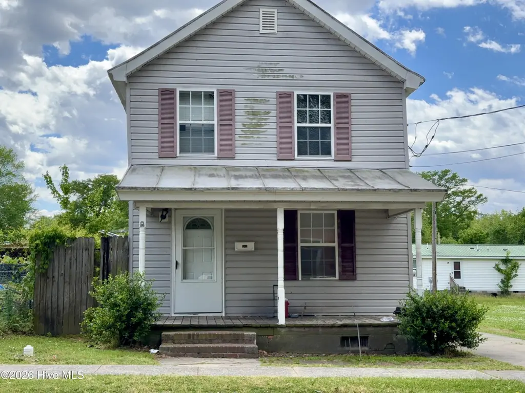 203 King St