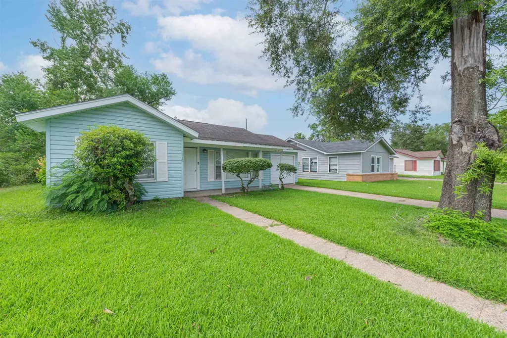 2315 Butler Dr