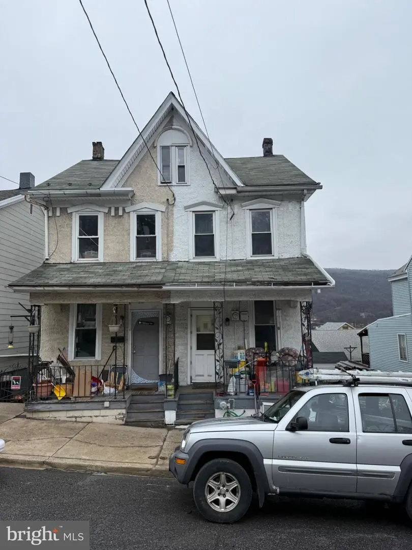 513 W Mulberry St