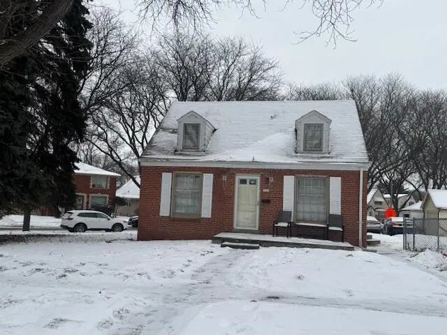 3750 N 49th St