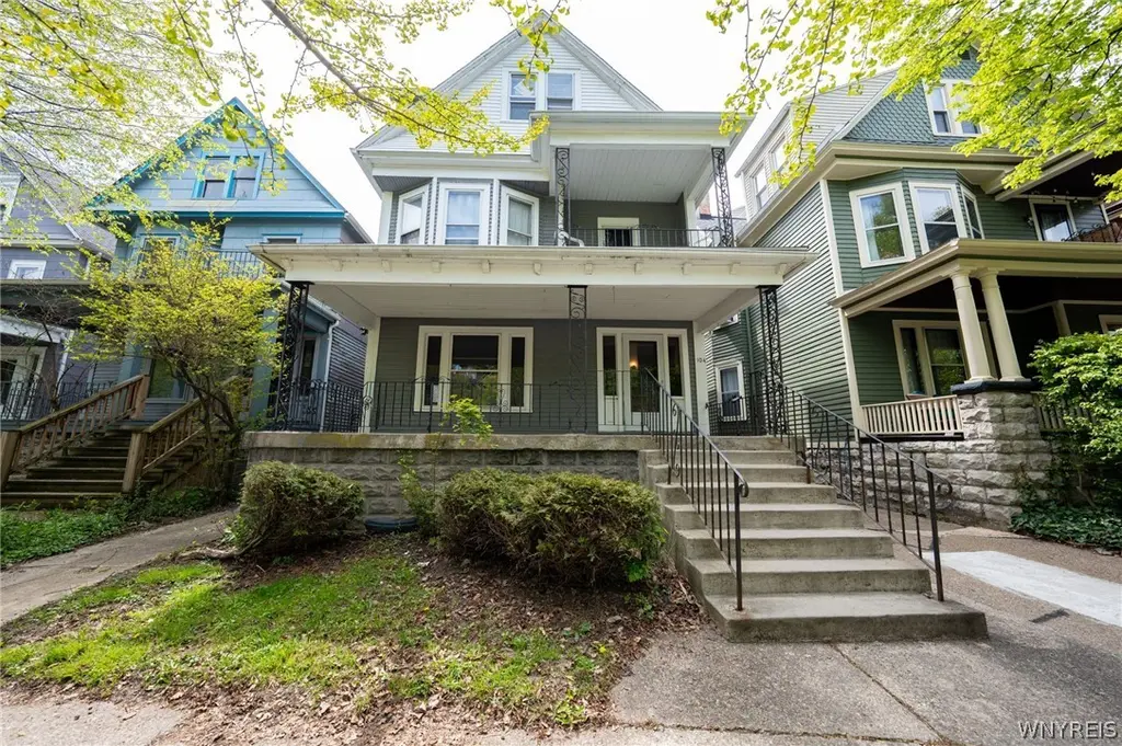 104 Claremont Ave