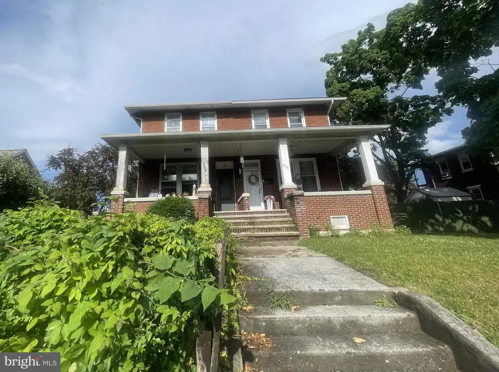 633 S 29th St