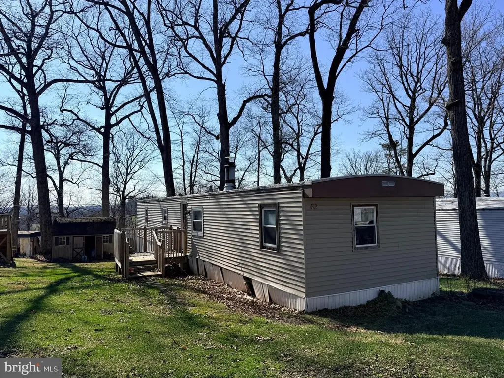 62 Upper Loop Rd