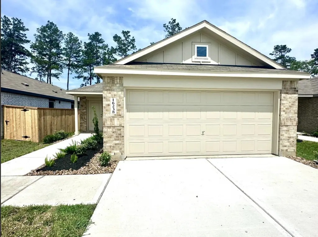 16238 Bergara Bend Dr