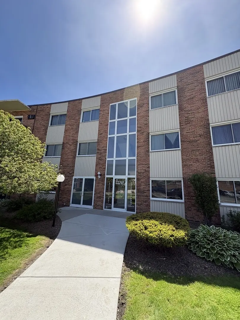 9717 S Keeler Ave #110