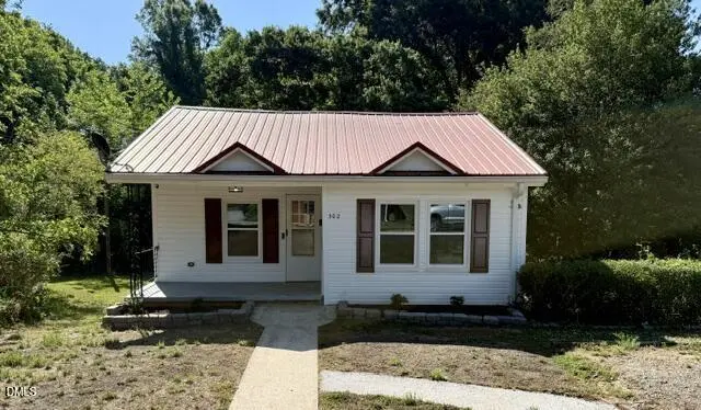 302 Broad St