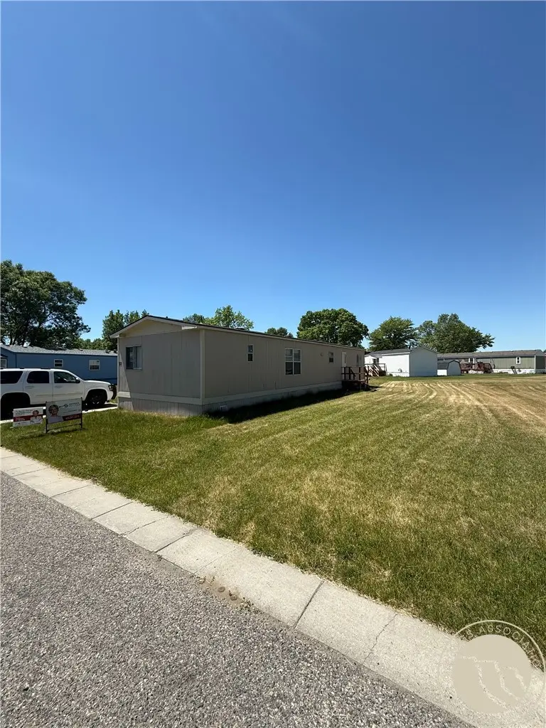 22 Willow Bend Dr