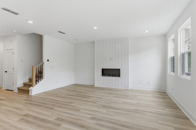 1311 Stubblefield Aly