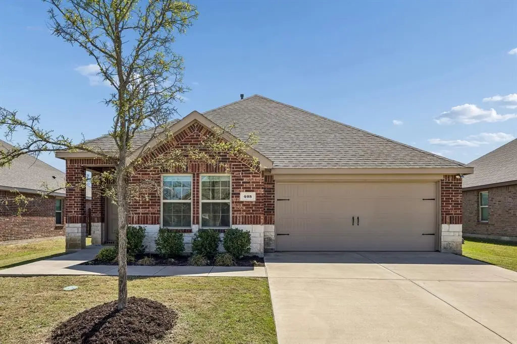405 Saddle Club Way