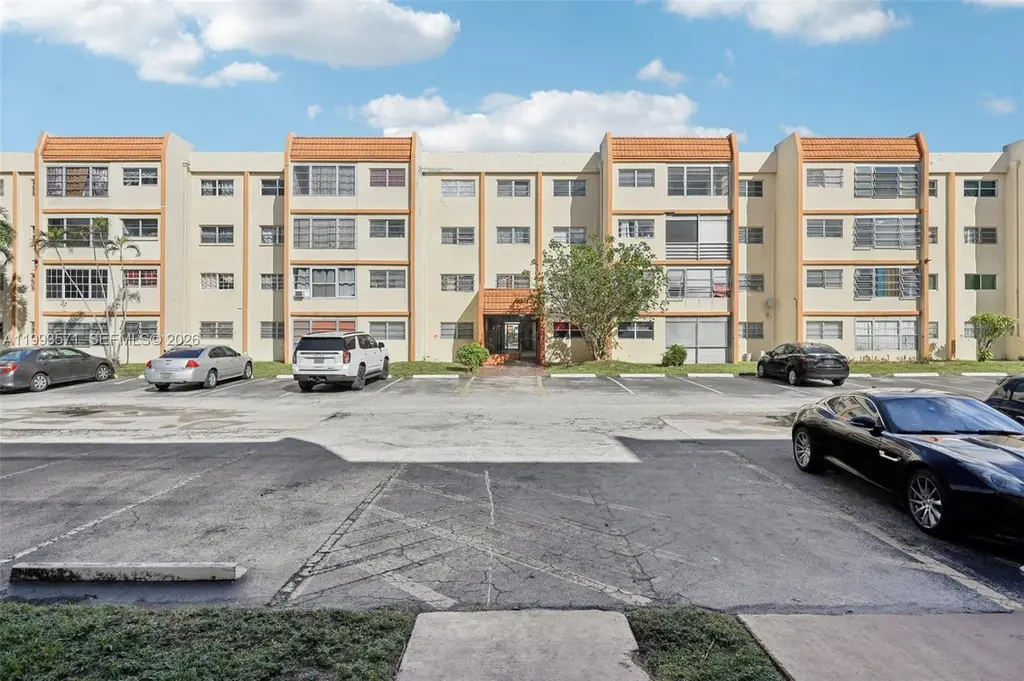 2301 NW 41st Ave #403