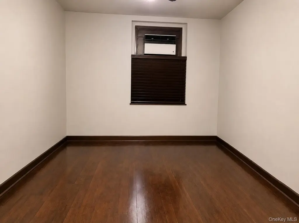 21-06 35th St Unit 1B