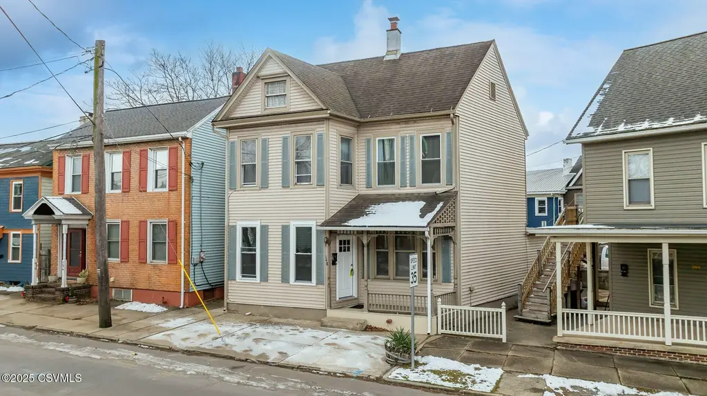 148 Bloom St
