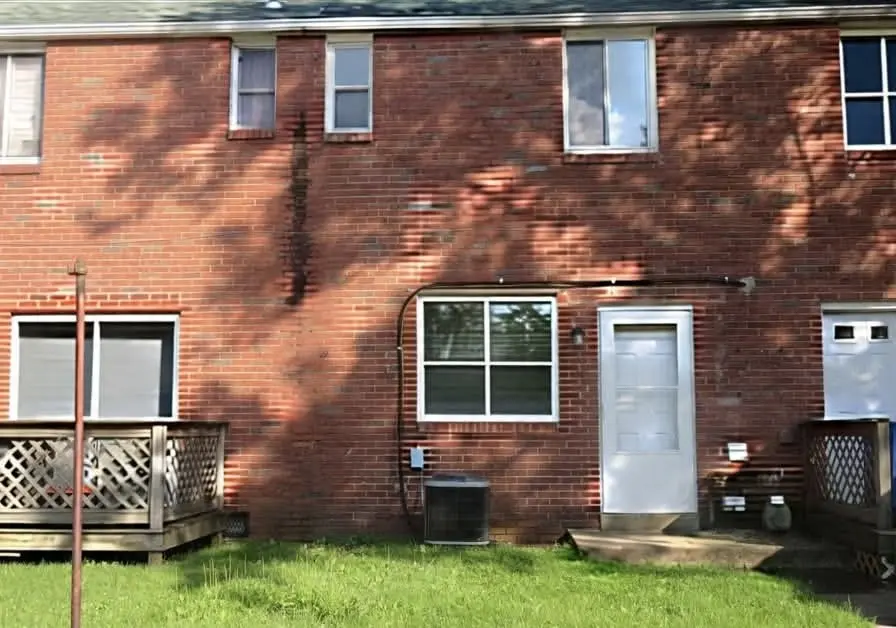 7005 Mckinley Ct