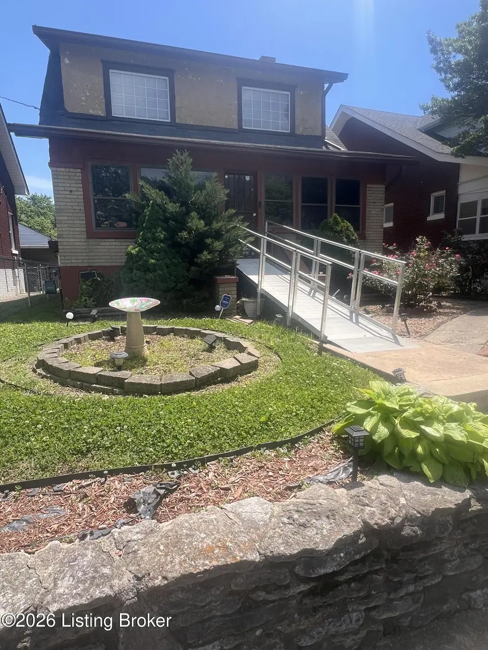 107 N 42nd St