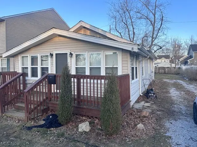 6147 Iroquois Trl