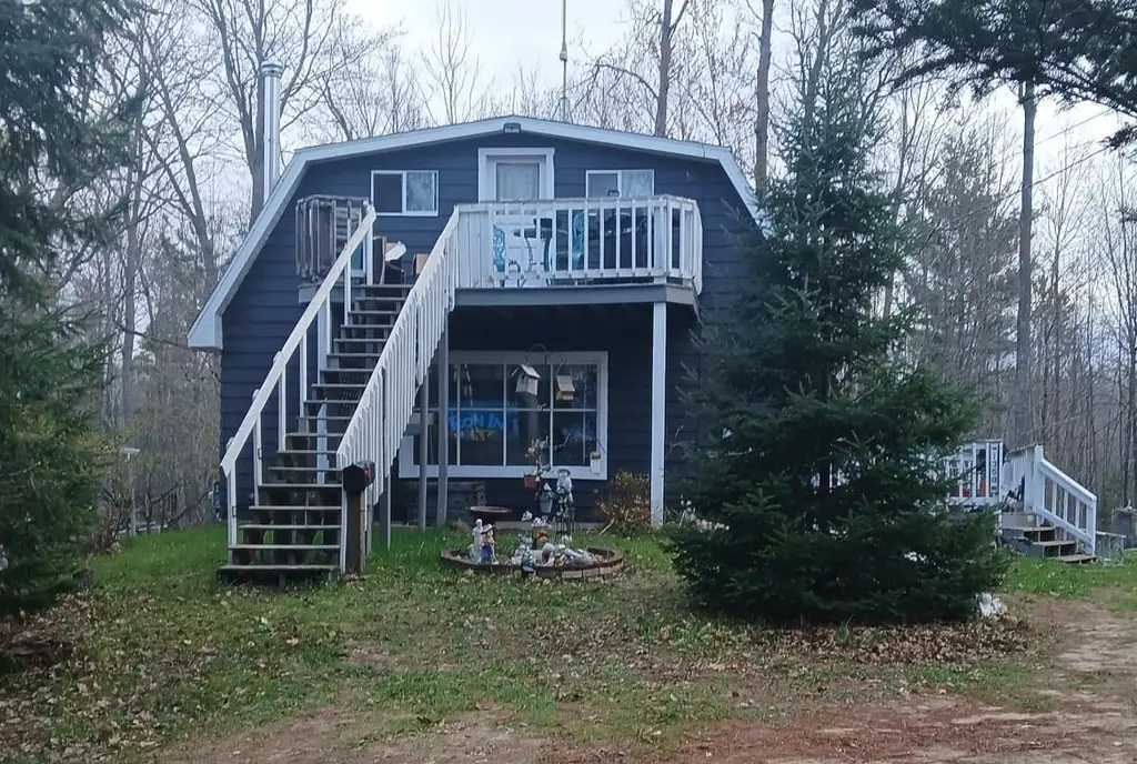 1350 Springwood Dr