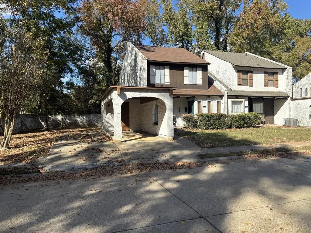 774 Highland Square Dr