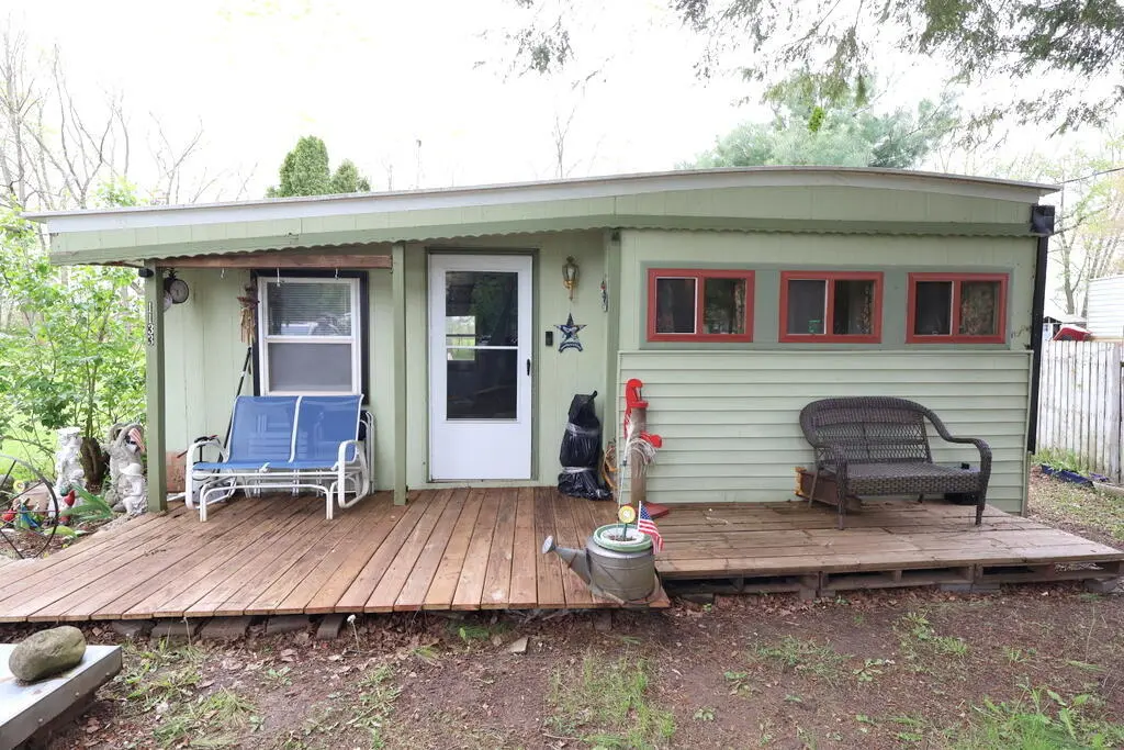 1133 Chippawa Dr