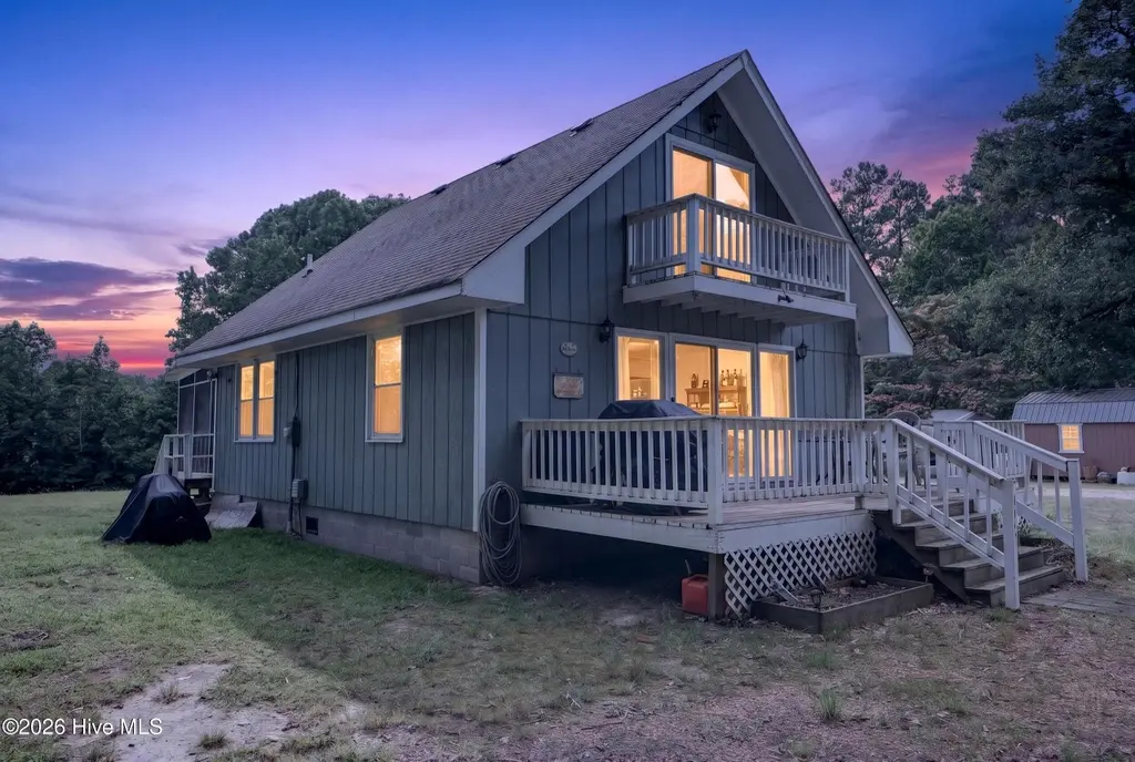 115 Pirate Cove Way