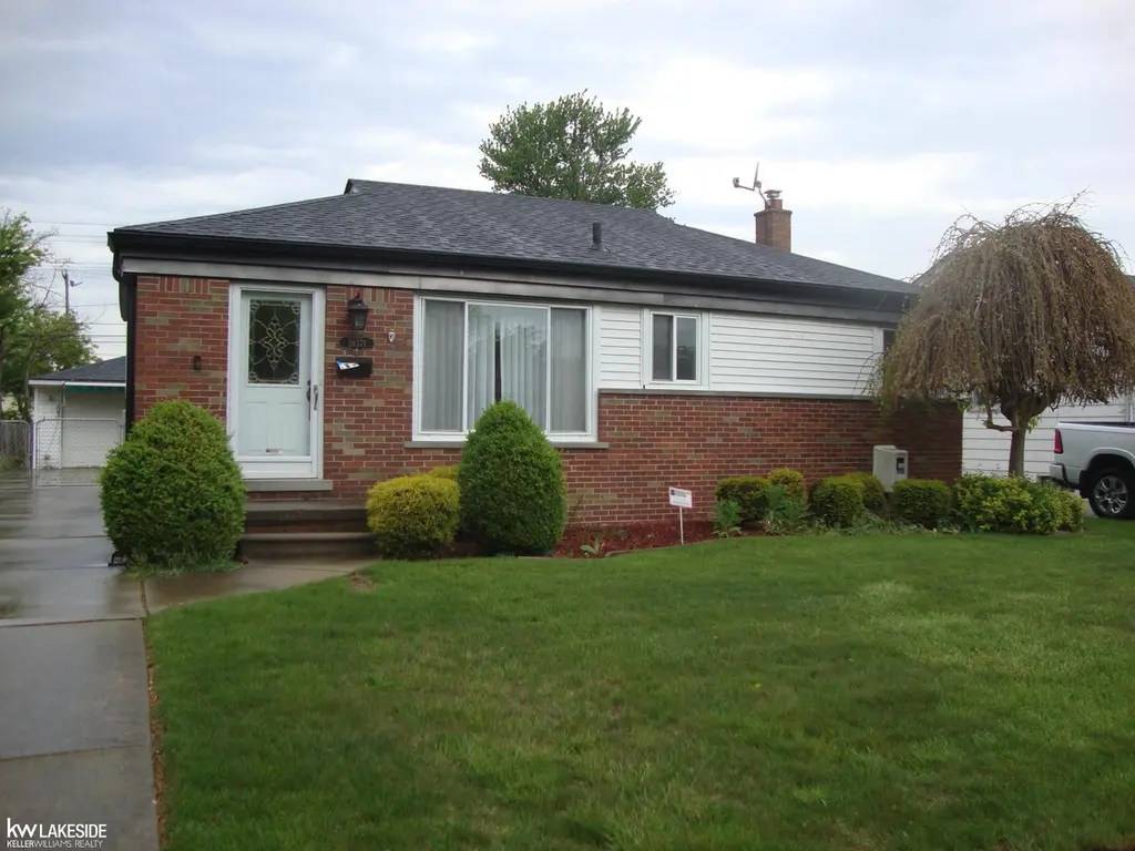 26371 Bryan St