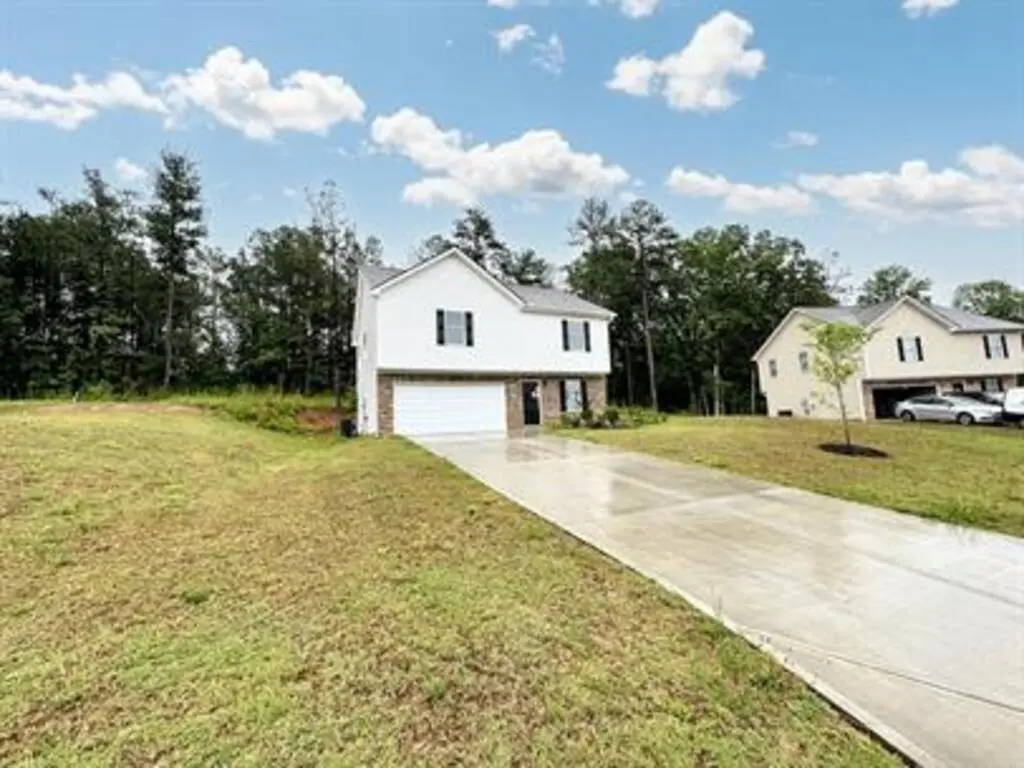 238 Brookwood Xing