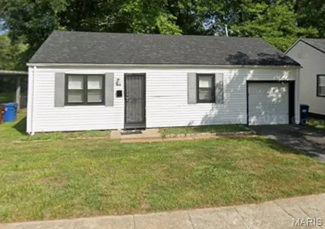 470 Mueller Ave
