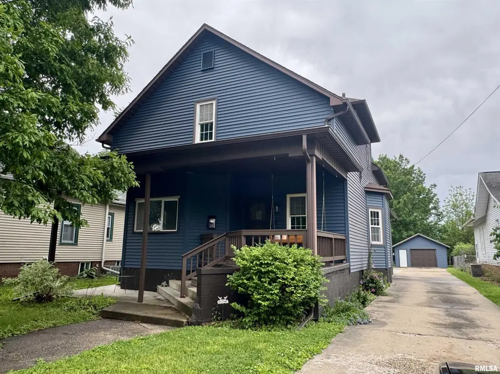 388 W Maple St