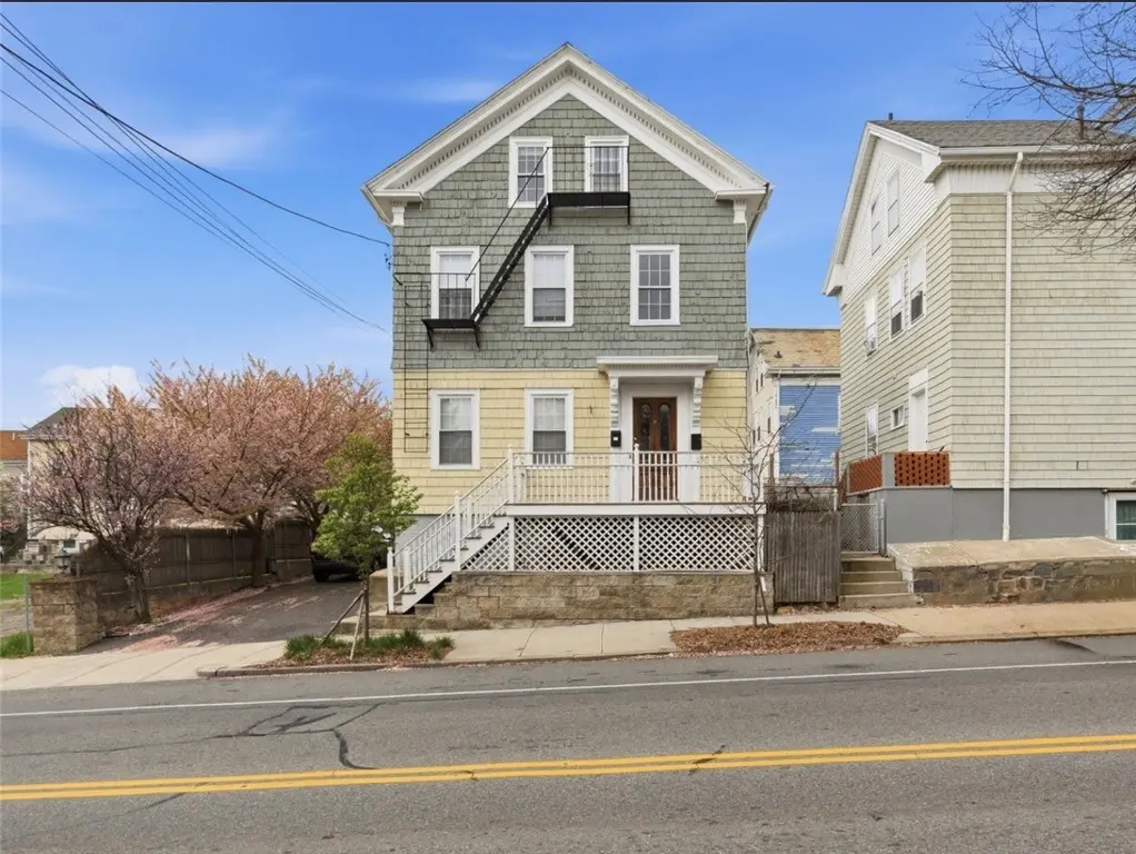 194 Gano St
