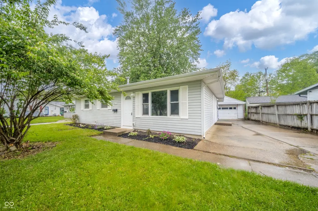 2913 Dakota Dr