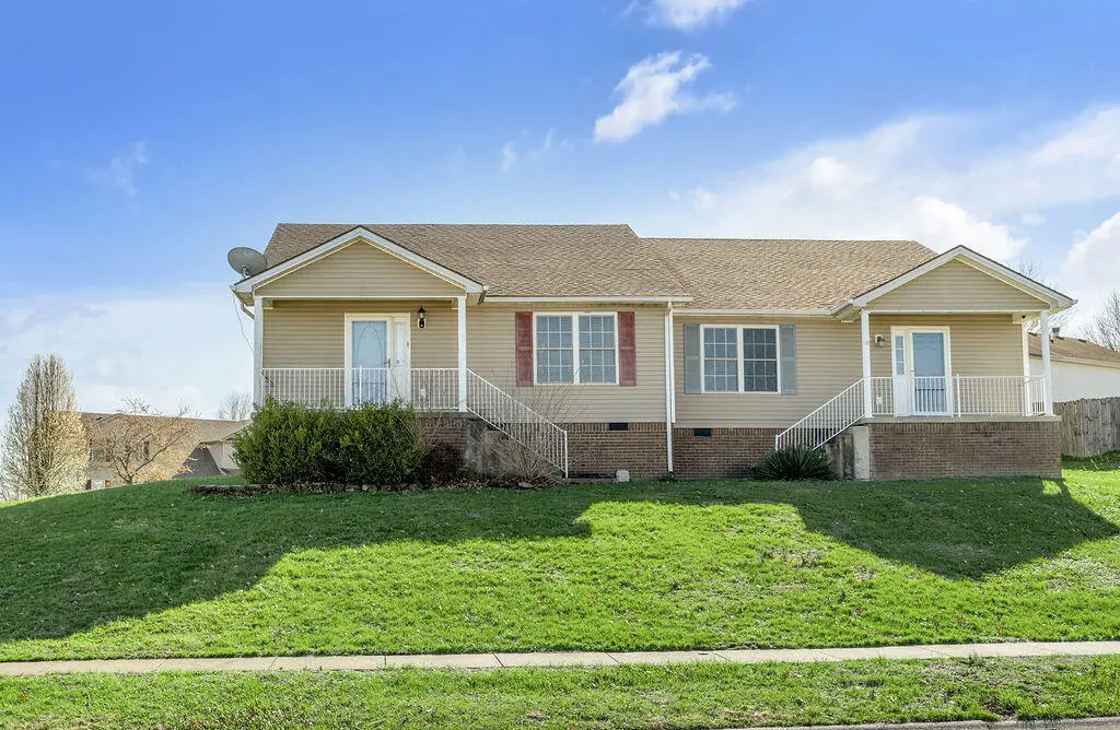 128 Bay Hill Dr