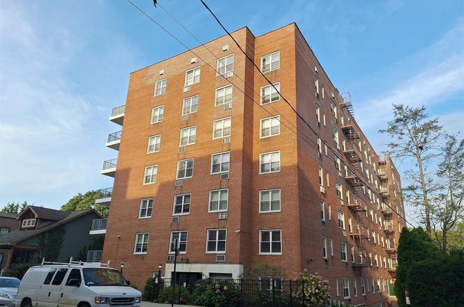 636 N Terrace Ave Unit 2C