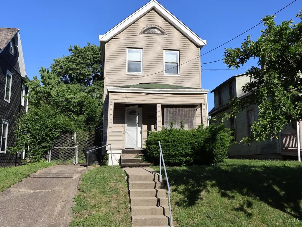 3549 Idlewild Ave