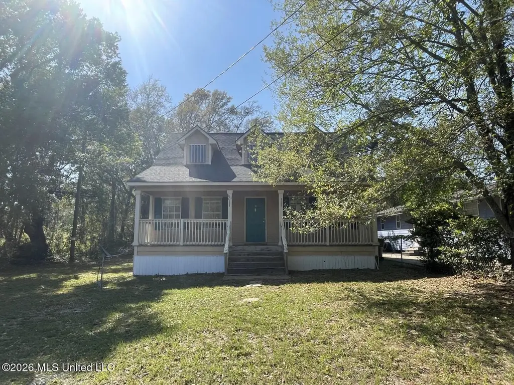 111 N Lang Ave