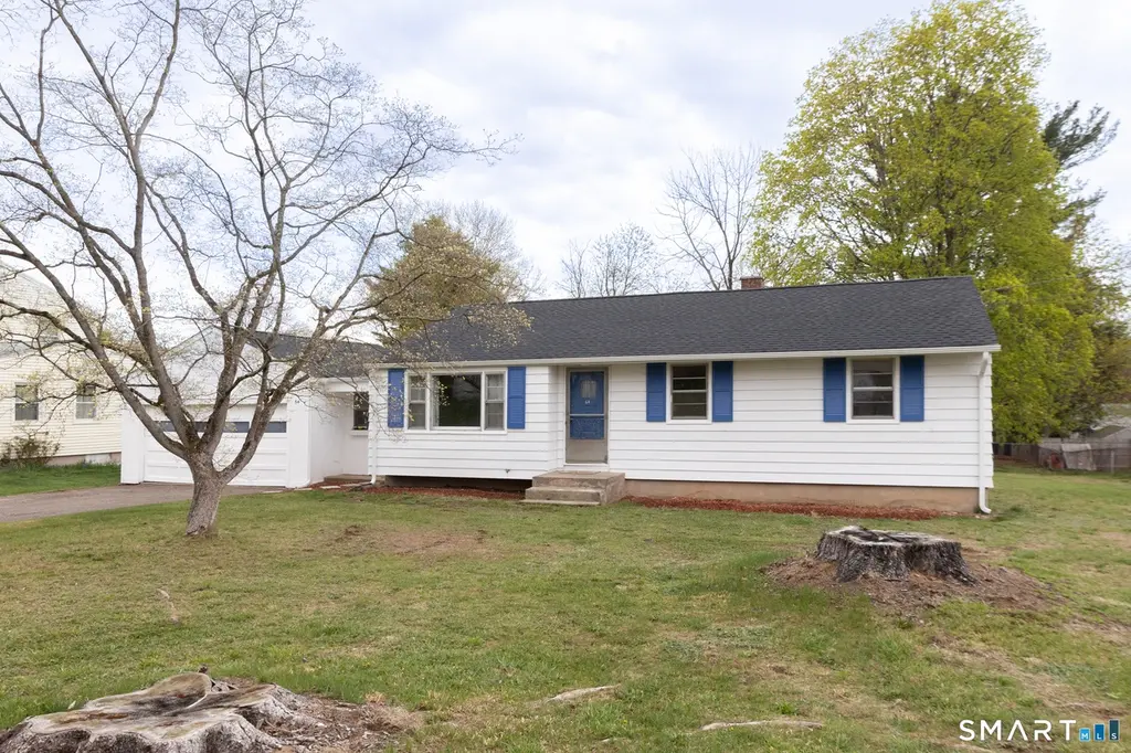 64 George Dr