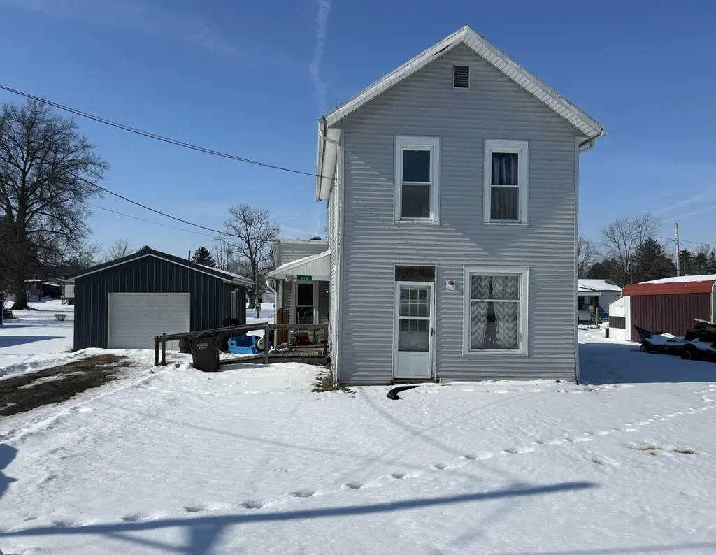 510 John St