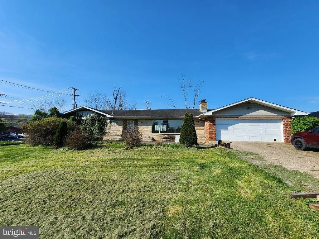 5504 Big Tyler Rd