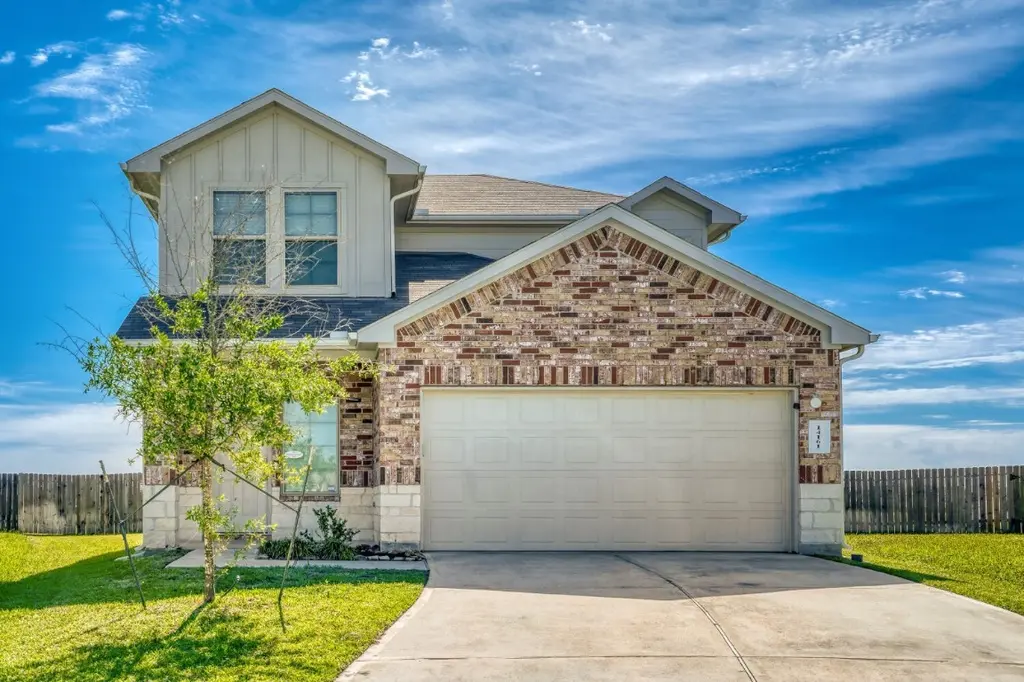 14161 Carly Pines Ct