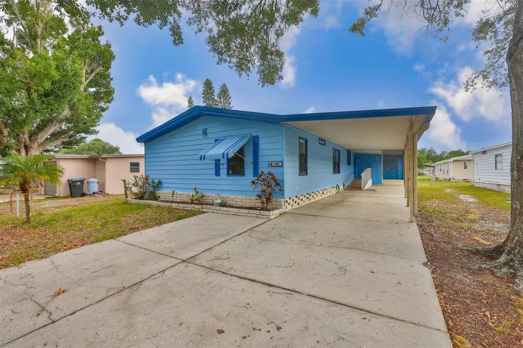 9143 Otter Pass