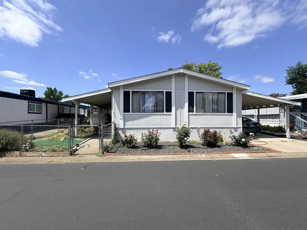 19964 Riverside Ave Spc 92