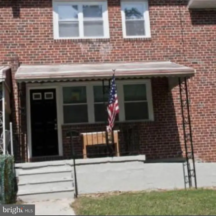 4204 Bonner