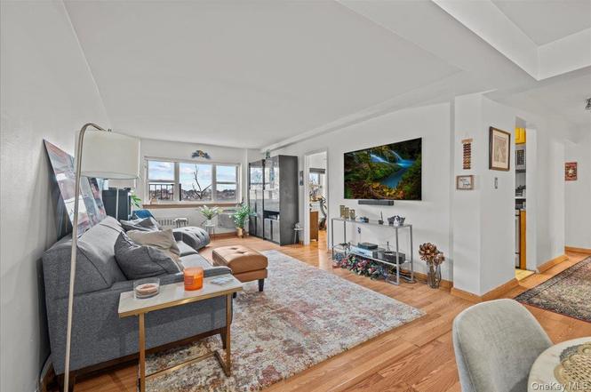 3030 Johnson Ave Unit 4K