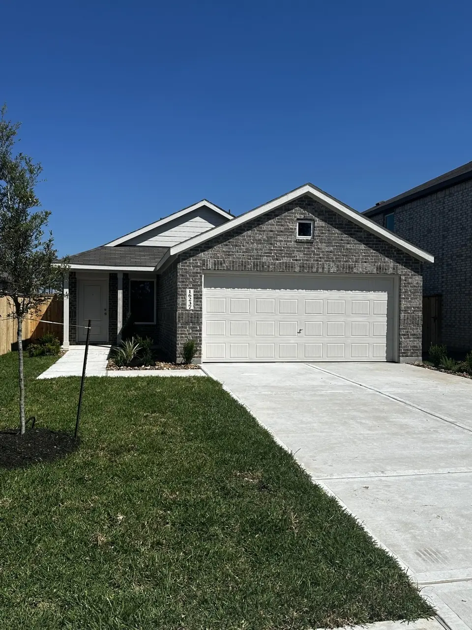 16237 Bergara Bend Dr