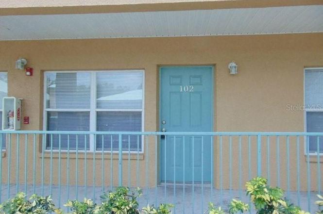 5816 Congress St #102