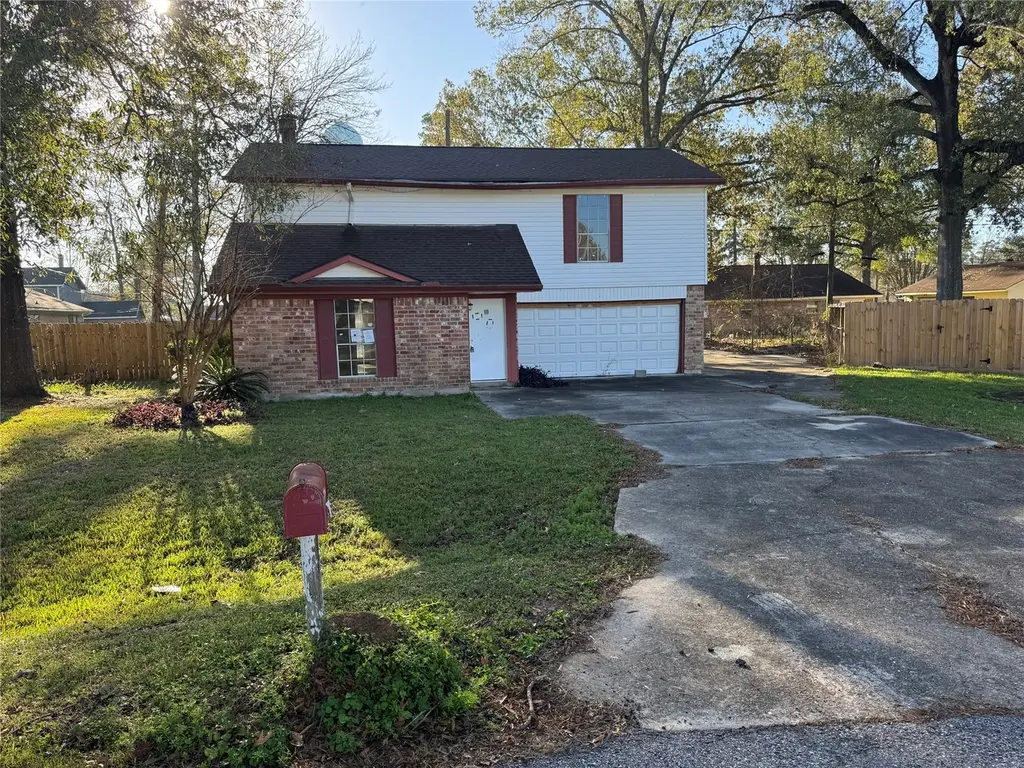 24506 Fir Ridge Ct