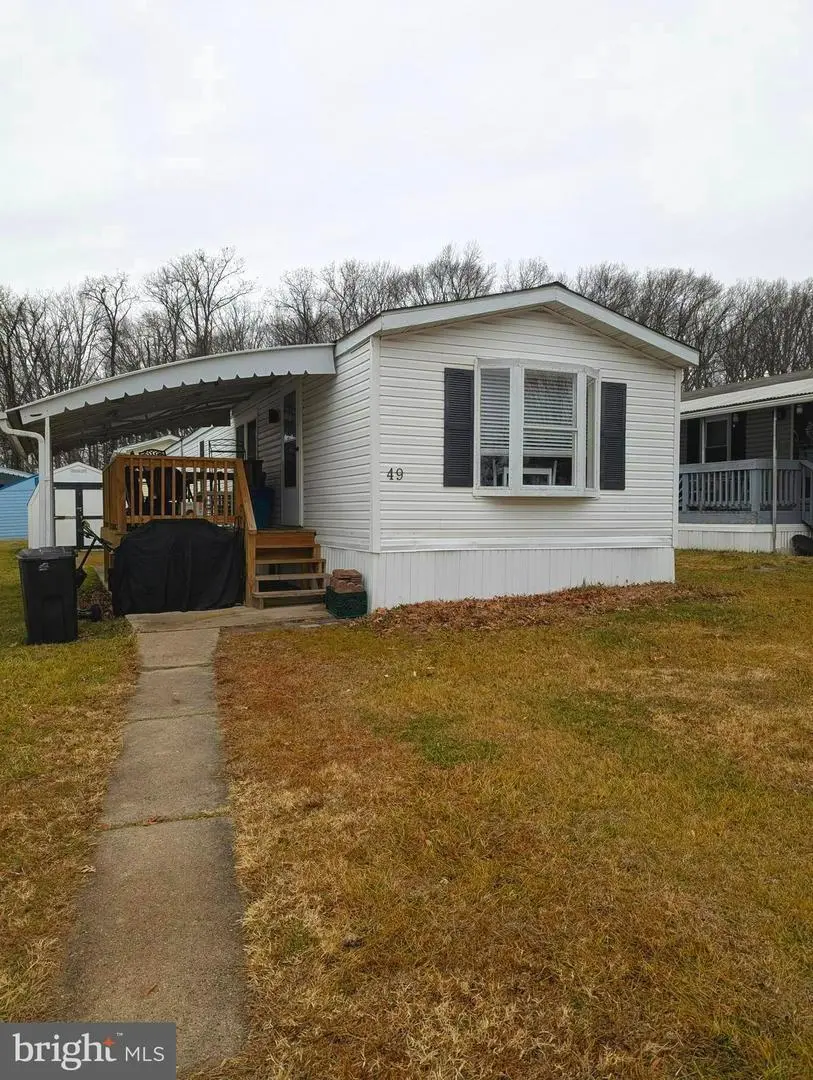 49 Rockywood Ln