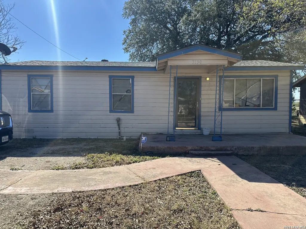 3130 Golden Ave