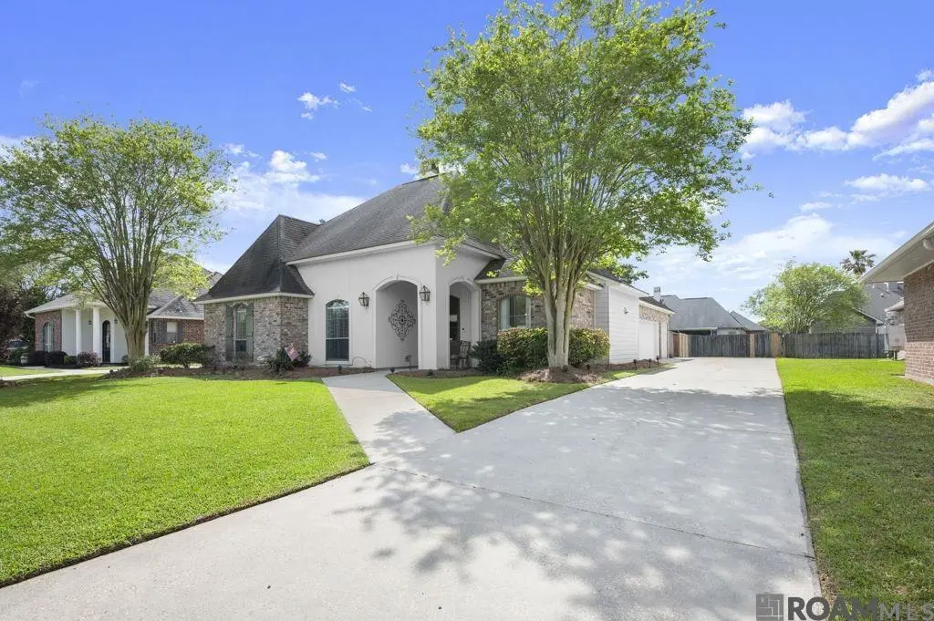 12389 Old Mill Dr