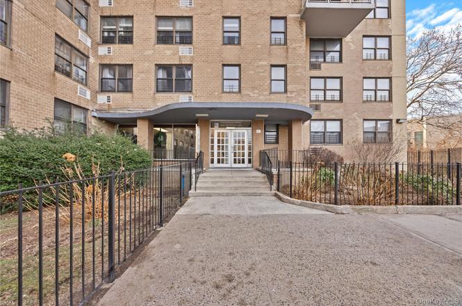 1966 Newbold Ave #108