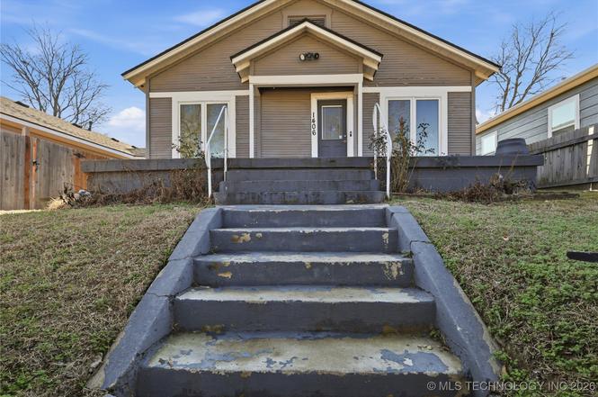 1406 W Admiral Blvd
