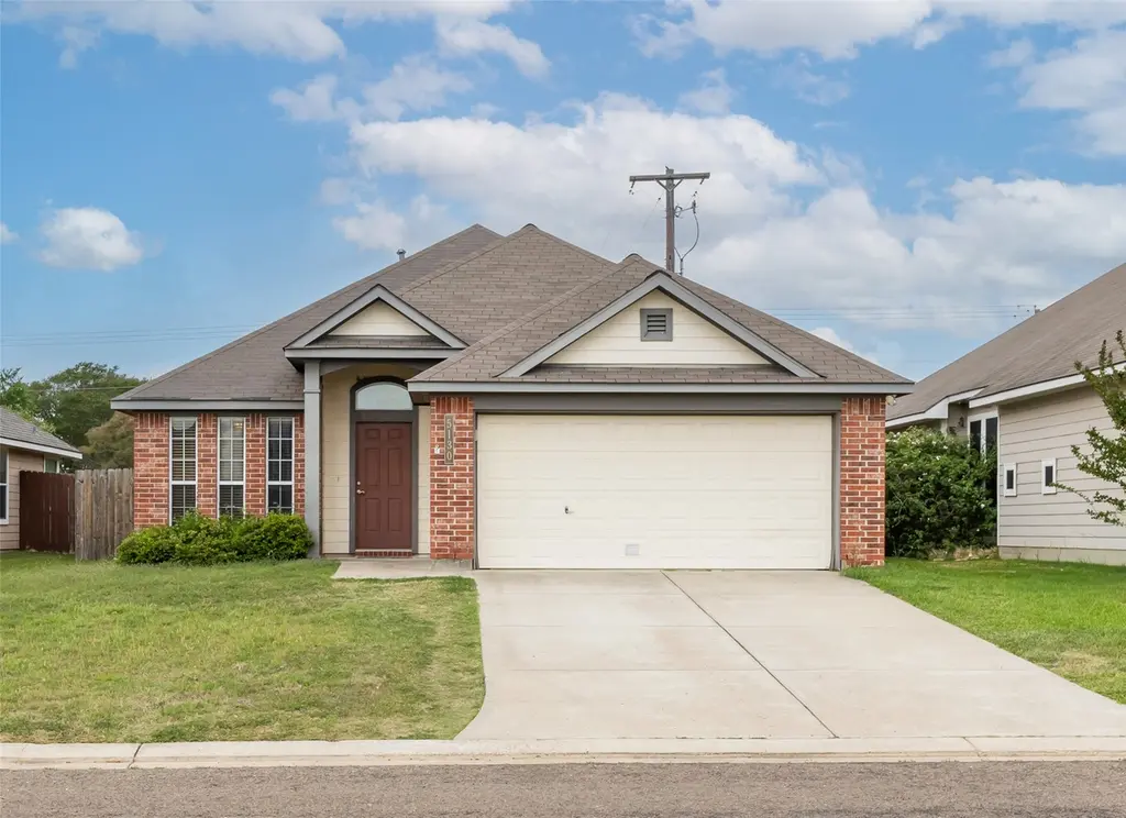 5130 Sagewood Dr